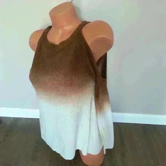 Venus Ombre Cold Shoulder Brown White Oversized Sweater Size Small Women's - Picture 2 of 5